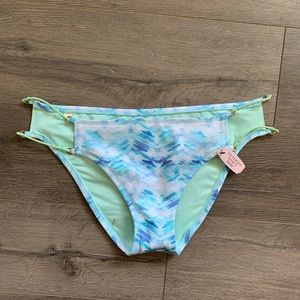 VS bikini bottoms